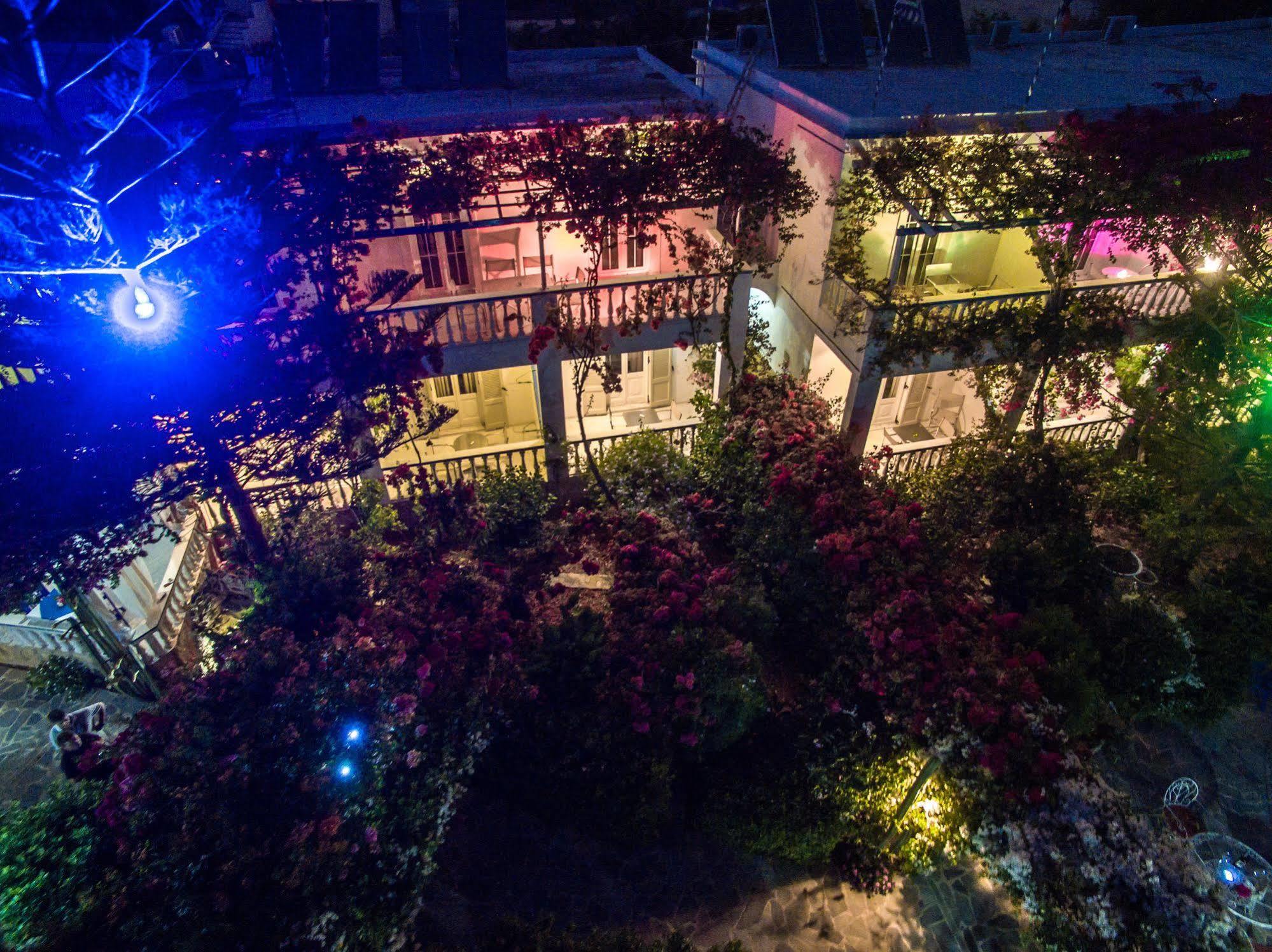 Aparthotel Angelika Alinda  Zewnętrze zdjęcie